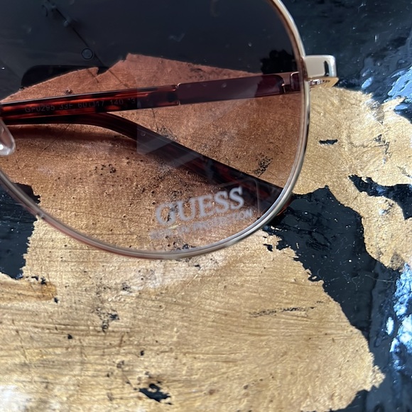 Guess aviador sunglasses - Picture 4 of 9